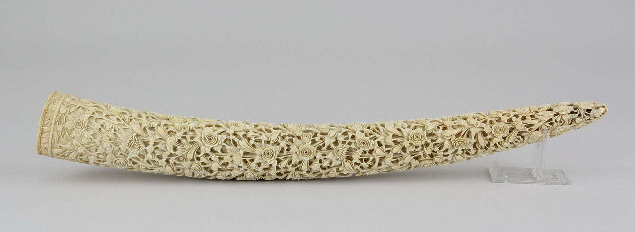 Antike Elfenbein-Arbeiten Ankauf, Verkauf & Auktion in Bielefeld - NRW