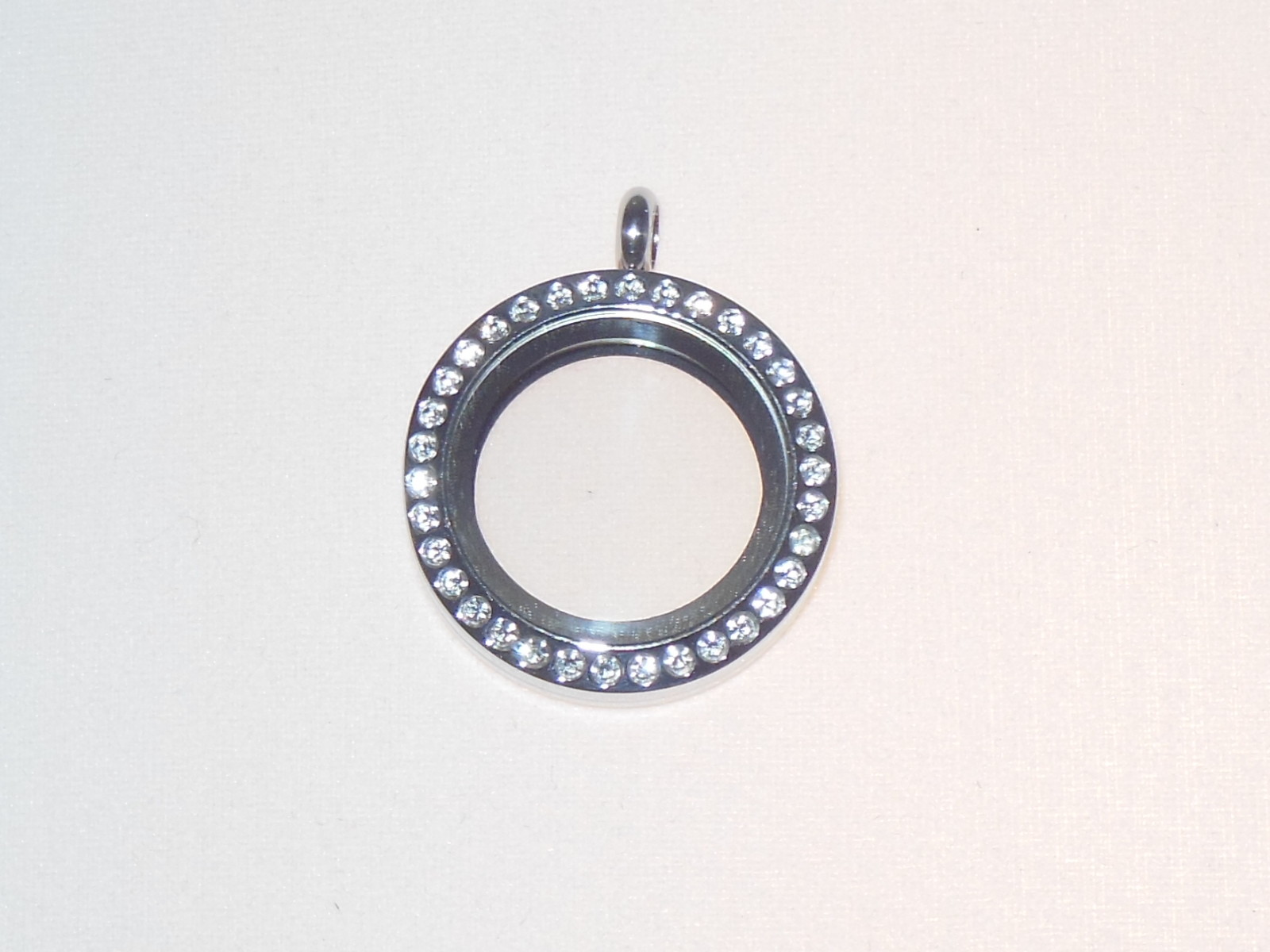 CIRCLE OF LIGHT small color silver with crystals 