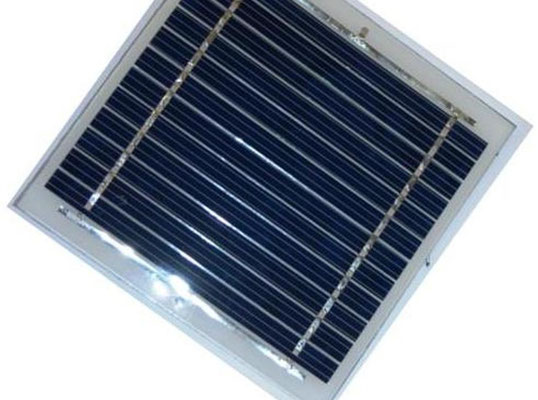 Solar modules with solar cells in different sizes, voltages (volts), currents (amps) and power (watts) for various applications.