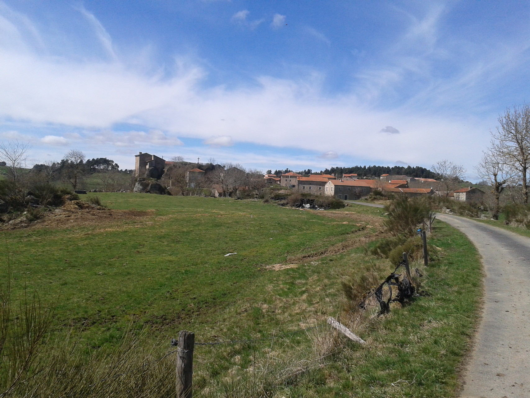 Charraix, randonnée en étoiles à partir du Centre La Margeride, Saugues, Auvergne