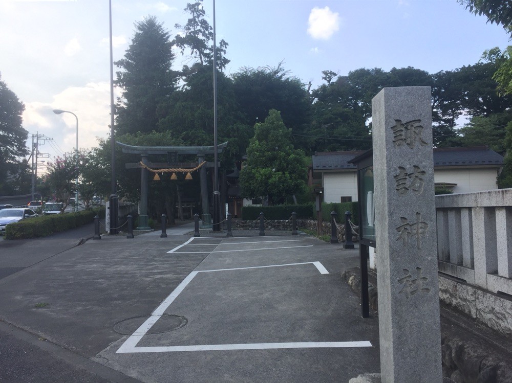 Entrance of Suwa Shrine Tokyo Akishima