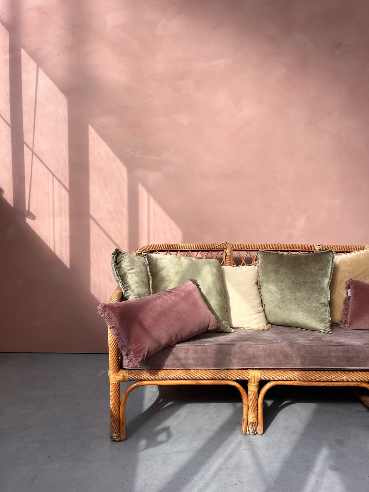 Nieuw kleur muur, Daglicht Studio, Fotoshoot Dag, nieuwe datum bekend, zondag 20 september 2026, wees er snel bij, vorige editie Fotoshoot Dag helemaal volgeboekt, Stefan van Ruijven Fotografie, Fotograaf, Shoot, Fotoshoot, Photoshoot, Portfolio, Model