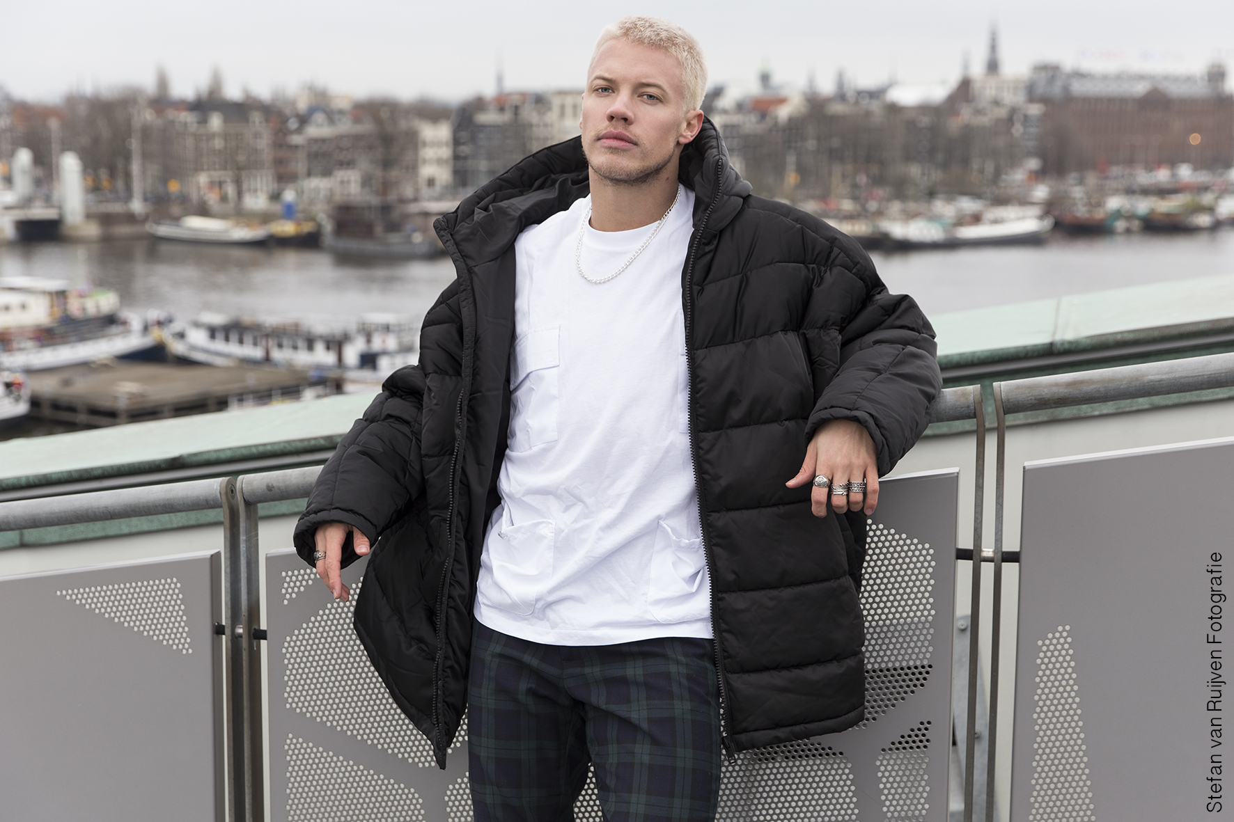 Paul Morris, Singer, Latin, Latinsinger, Popsinger, Artist, Music, Song, Amsterdam, Model, Malemodel, Mensfashion, Menswear, Mannenmode, Fashion, Herenmode, Photography, Fotografie, Portfolio