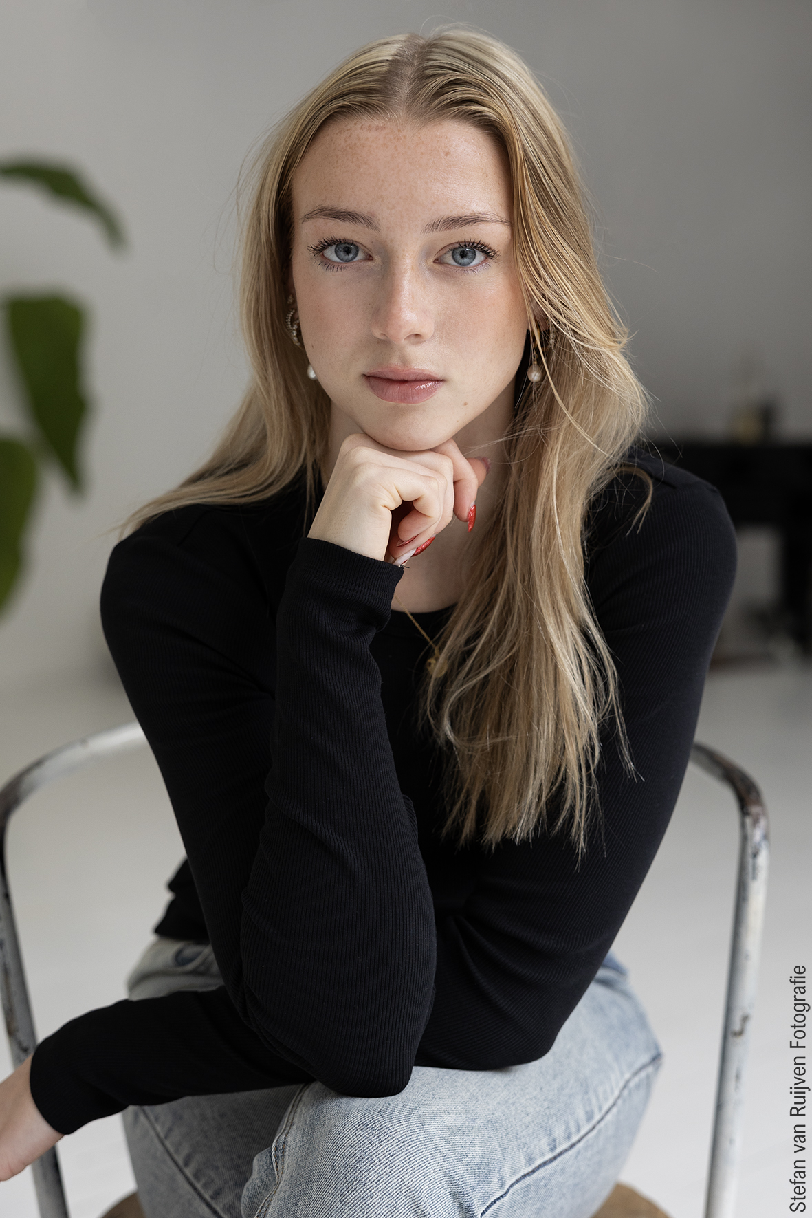 Studio Duinlust, Fotoshoot Locatie, Acteur, Acteur worden, Inschrijven acteur, Inschrijven acteerschool, fotoshoot, portfolio nodig om in te schrijven, fotograaf die portfolio maakt voor modellen, Fotoshoot Dag, fotoshoot locatie, Fotografie in Overveen