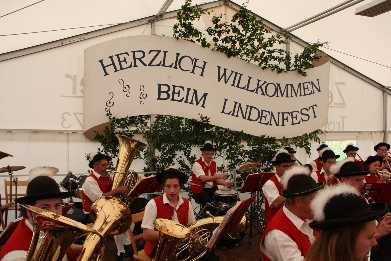 Lindenfest Friedingen tkees Webseite!
