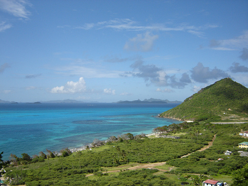 FLOVAC cruza el Atlántico y llega al Caribe (Canouan, San Vicente y las Granadinas)