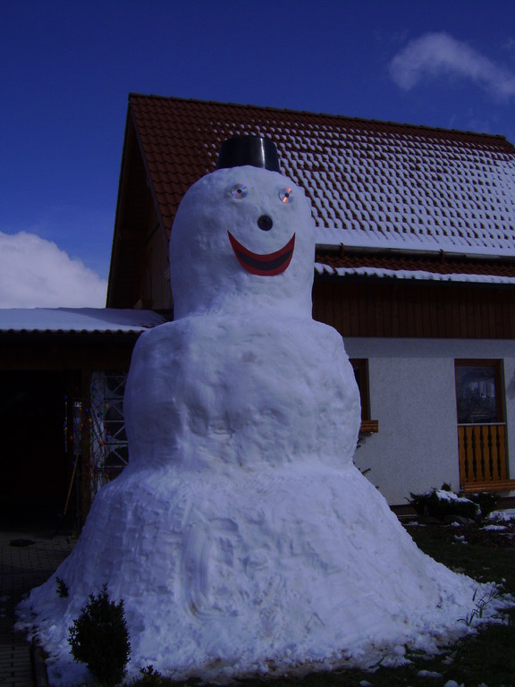 Grüsse an alle Schneemänner und Frauen!