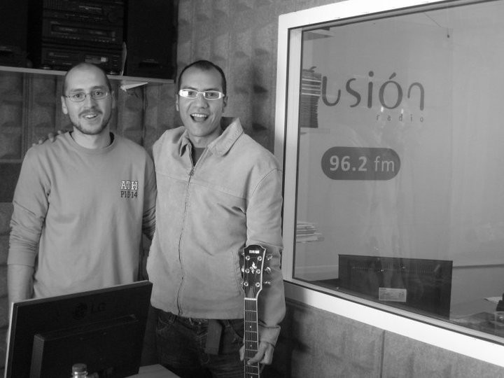 kike Pineda Fusión Radio