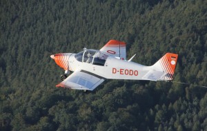 Robin DR300 Remorquer