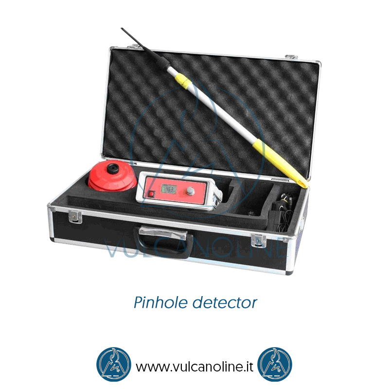 Pinhole detector