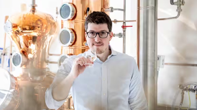 Voici le gin de l'Hôtel de Ville de Crissier!