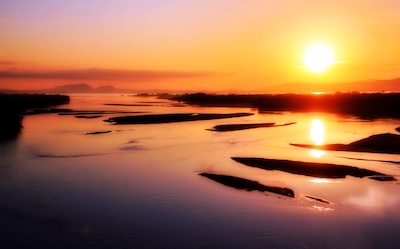 水の王・大河の夢【PhotoAC】
