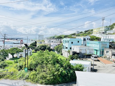 伊良部島・佐良浜漁港の建物(inner-wish撮影)