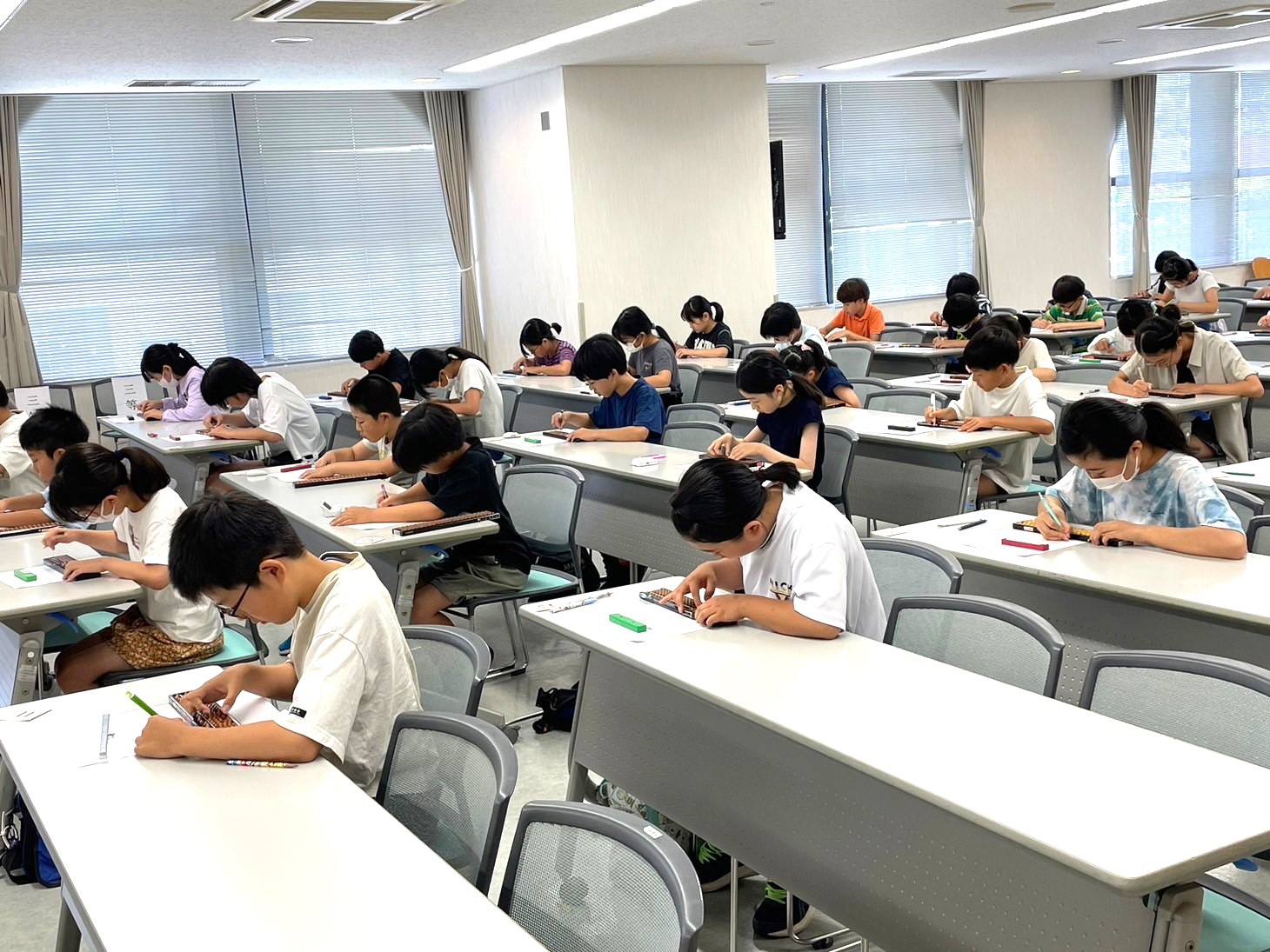 小学生の部会場の様子1
