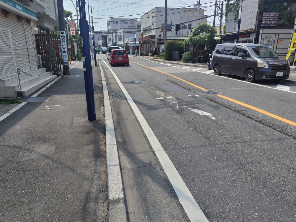 令和８年度　道路災害防除工事　(県単)  由比ガ浜二丁目　空洞調査