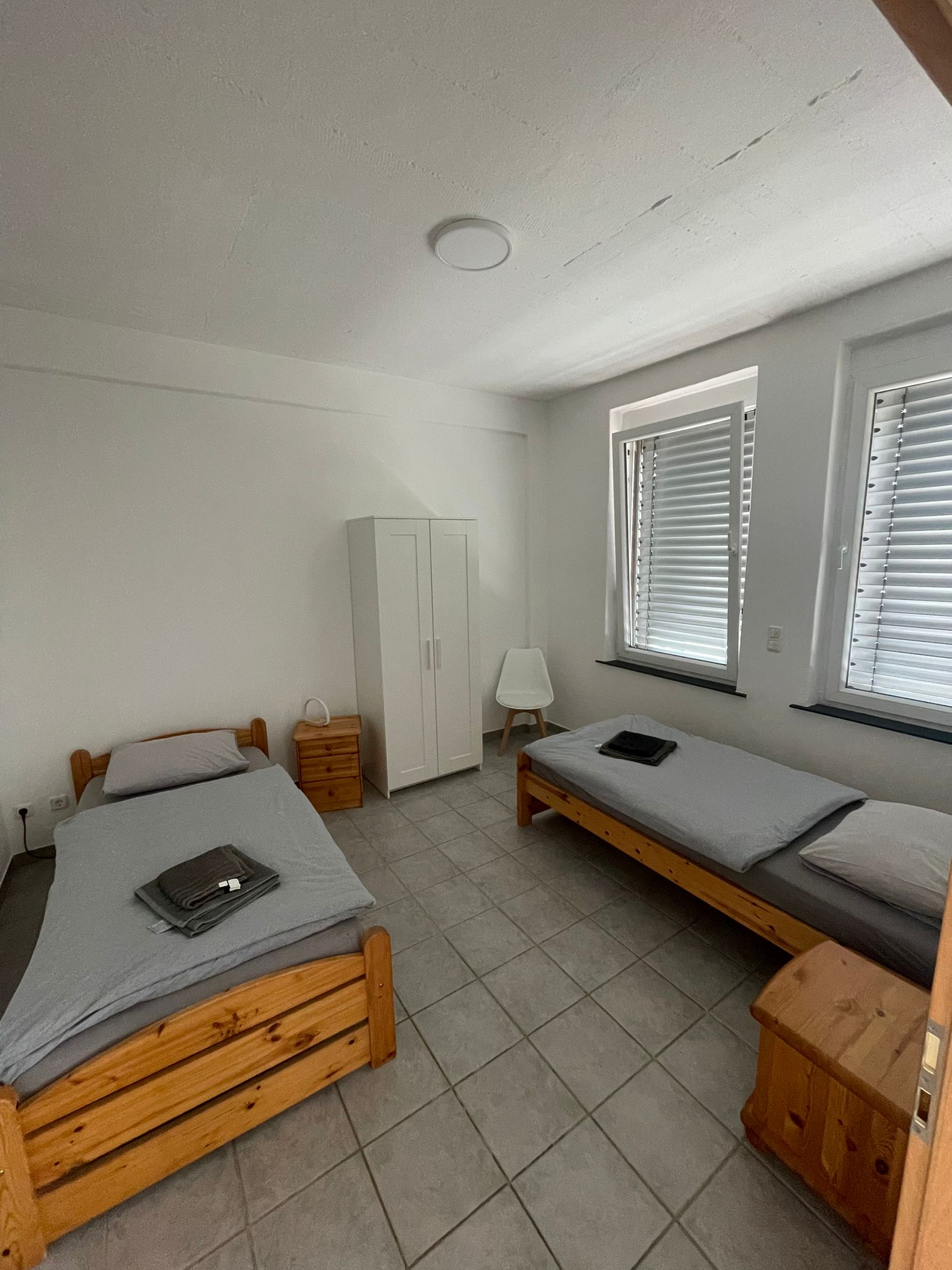 Schlafzimmer 1