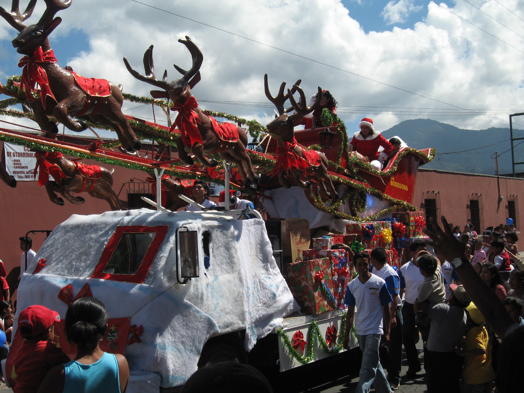 Parade de Noël à Antigua au Guatemala