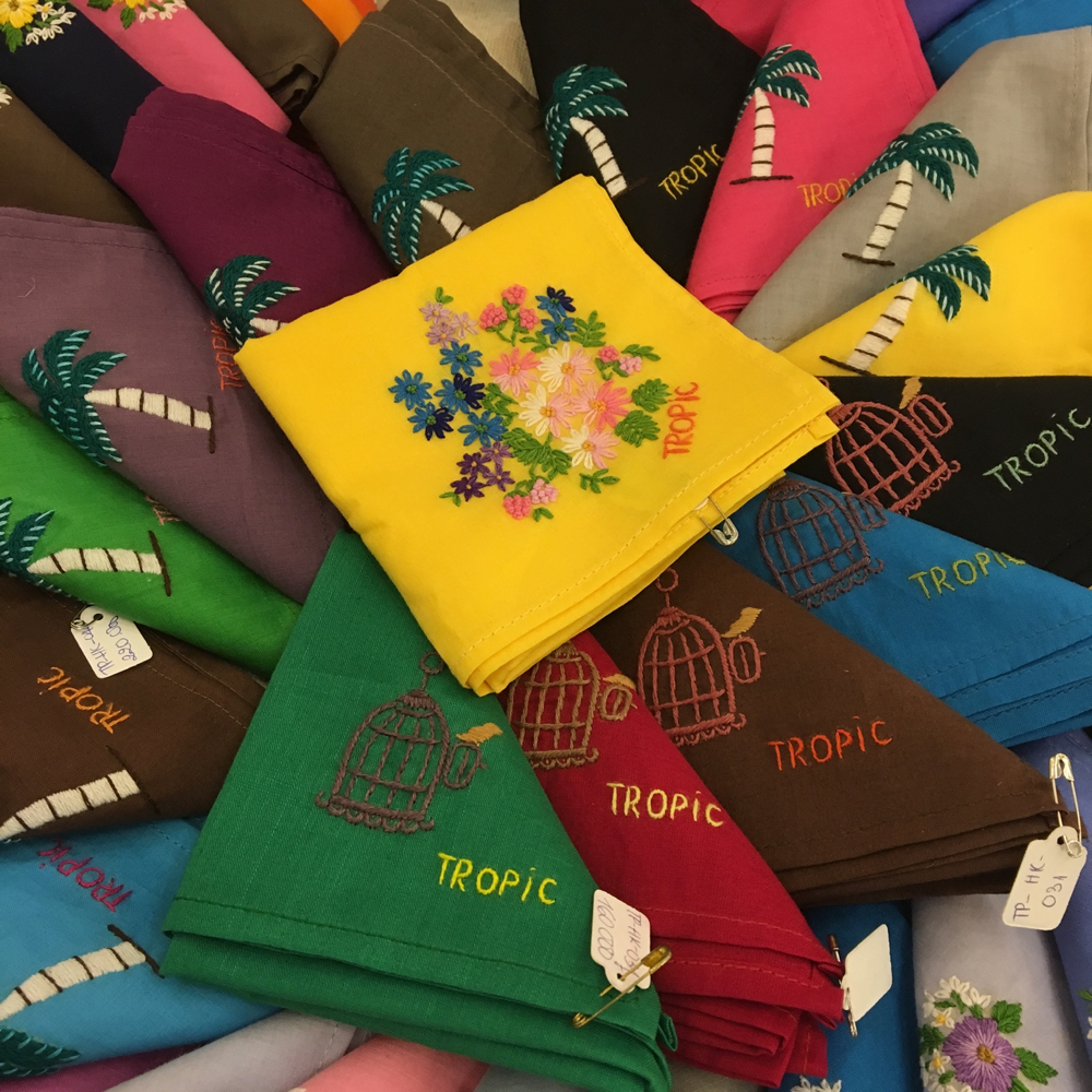刺繍ハンカチ
