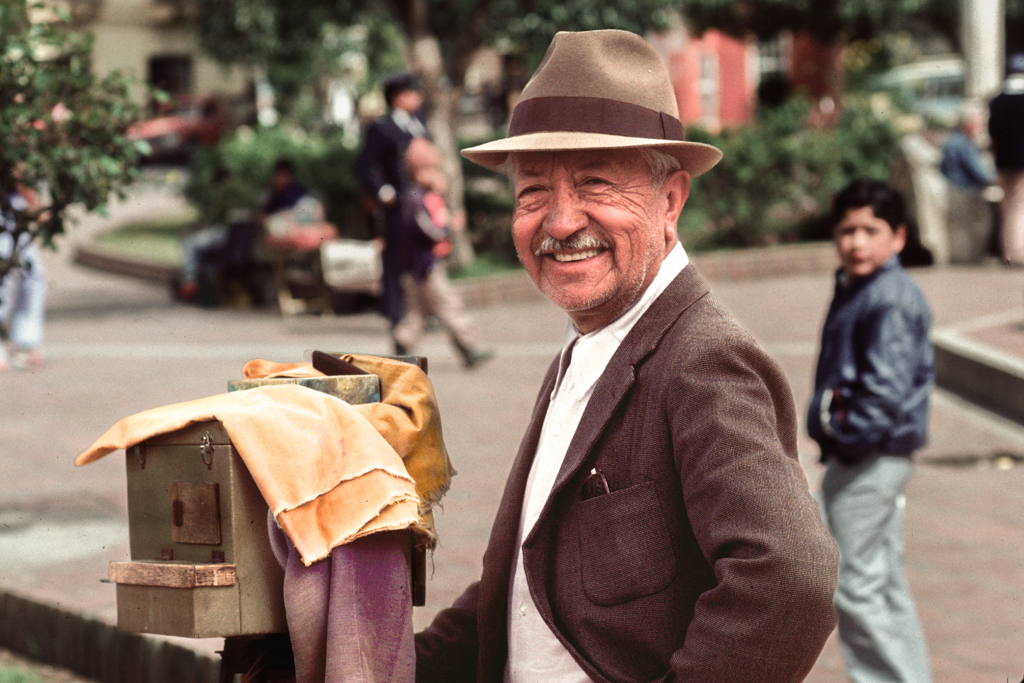 # 43  -  Lächeln, wie meine Kunden - Banjos, Ecuador 1984