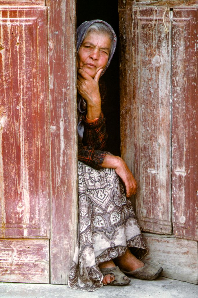 # 27  -  Aus dem Schatten heraus mustern - Algave, Portugal 1973