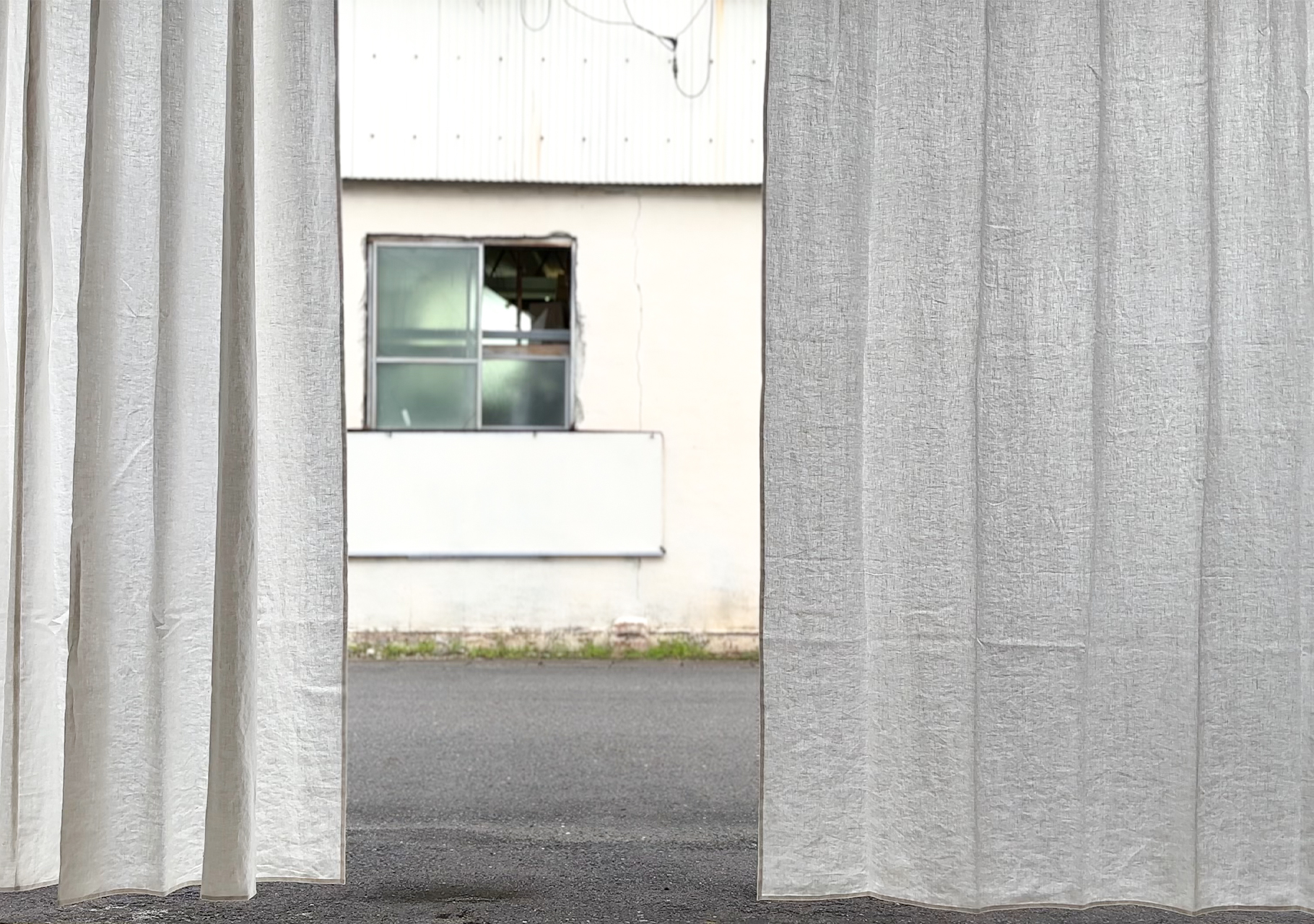 フレンチリネンカーテン｜夏の憂鬱を眺める15色の魅力