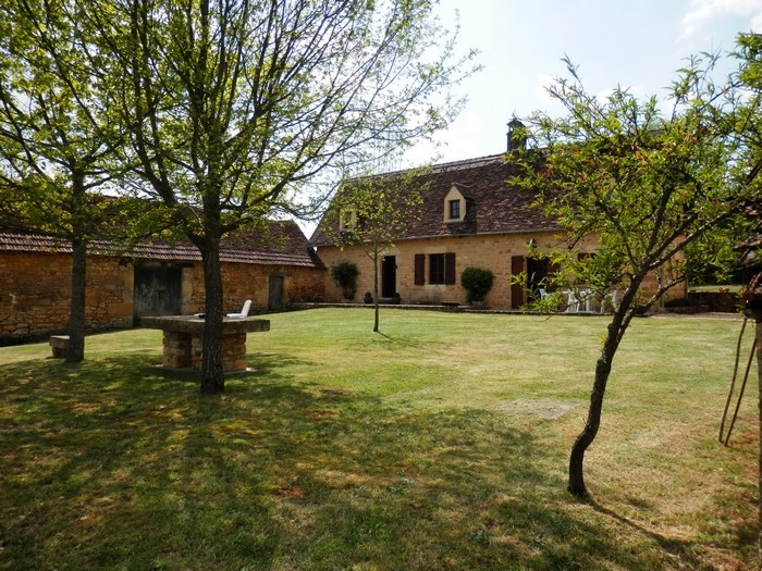 côté cour