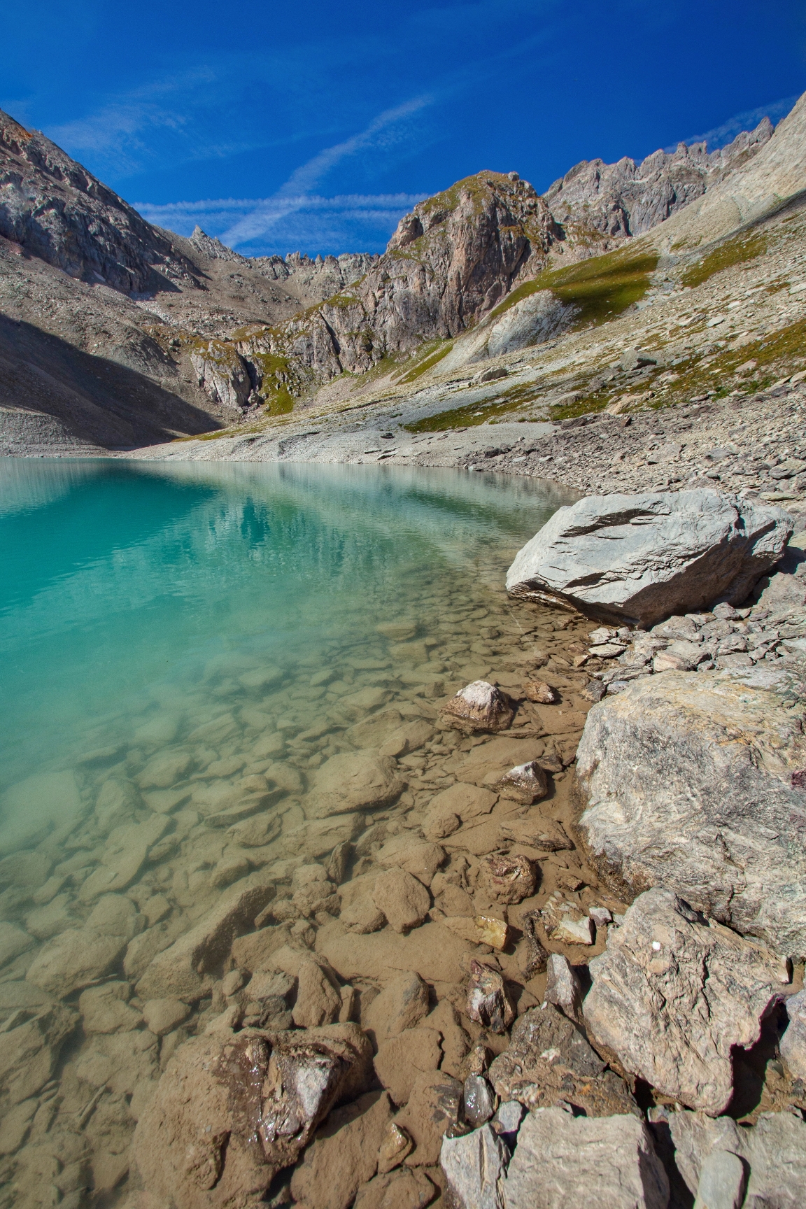 RANDONNEE AU LAC DES BERAUDES, ROAD TRIP DANS LES ALPES. FRANCE