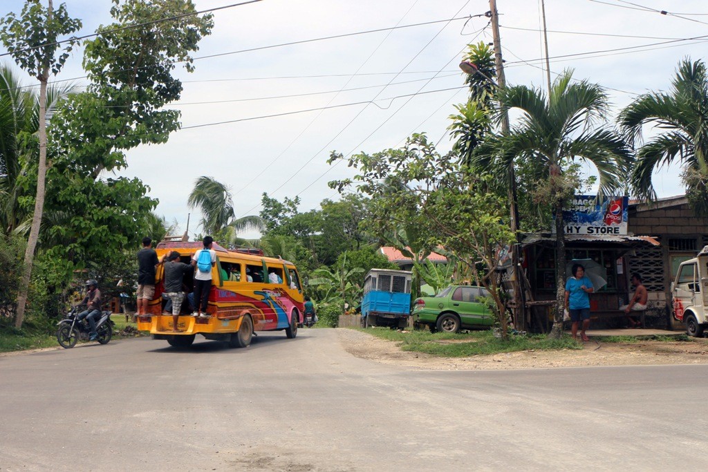 ...auf der Clarin Street in Tagbilaran!
