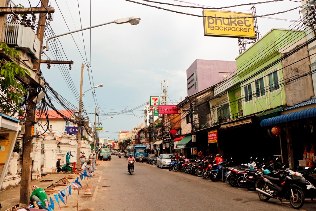 Adieu Phuket Town - die Fahrt geht weiter zum Promthep Cape und Nai Harn Beach