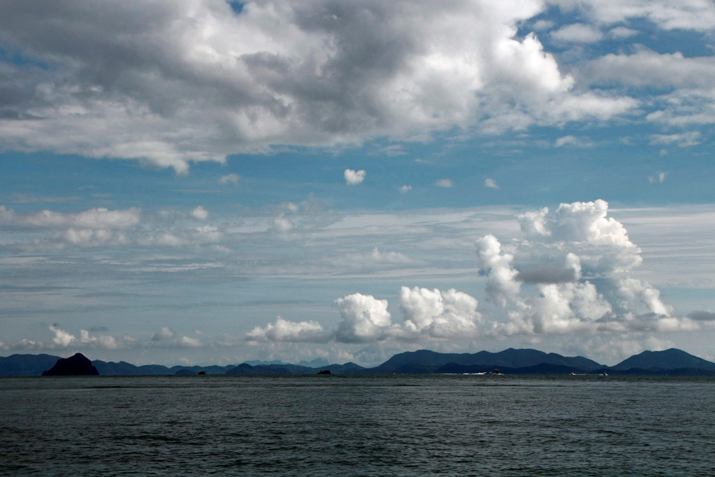 Das Wetter, die Wolkenformationen änderten sich ständig, so markant wie auf dem Foto war es aber höchst selten!