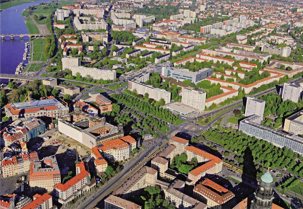 Dresden - Pirnaischer Platz dieser Tage