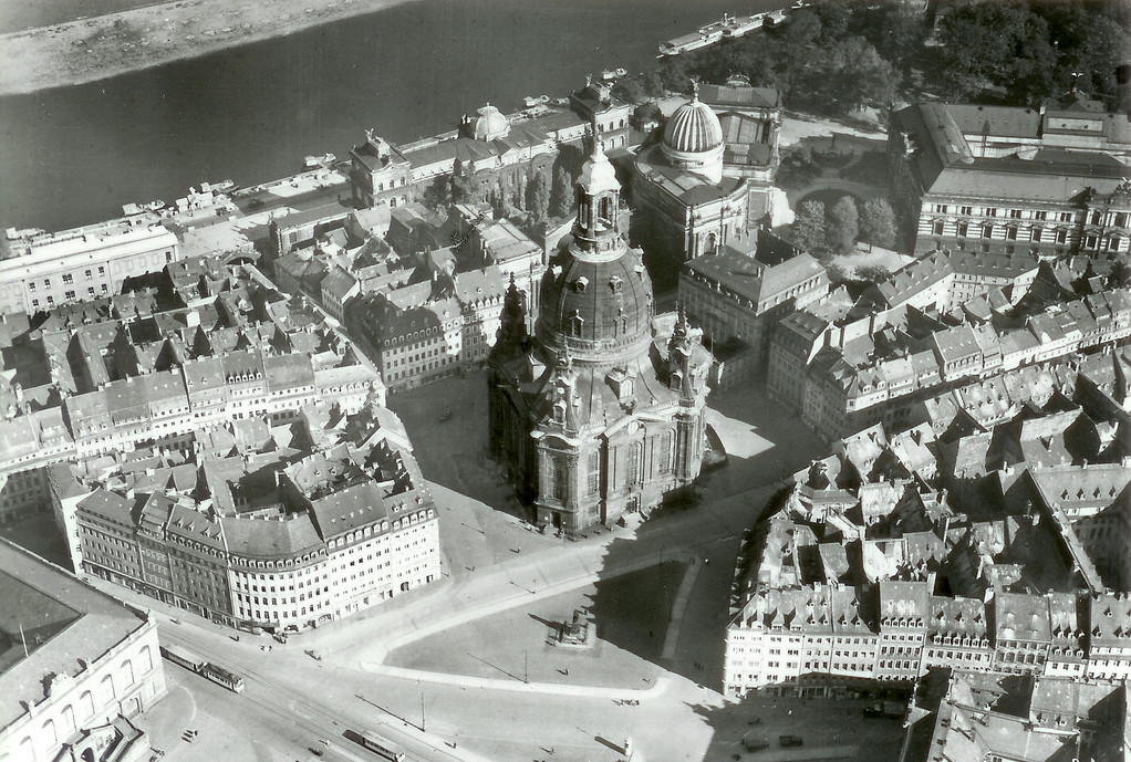 Dresden - Neumarkt und Frauenkirche