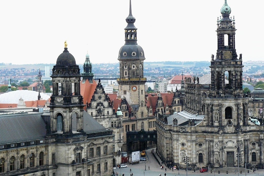 Ständehaus, Georgentor, Schlossturm, Schlossplatz, Katholische Hofkirche
