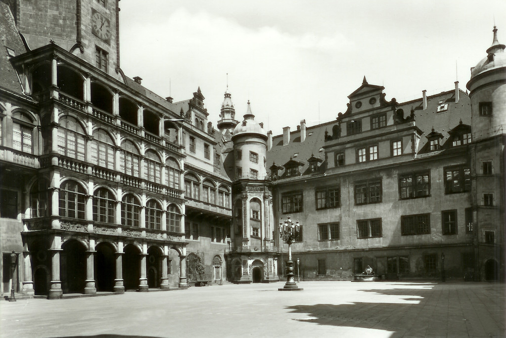 Dresden -Königl. Residenzschloss, Großer Hof, Altan des Moritzbaues 1548-54, umgeb.1896