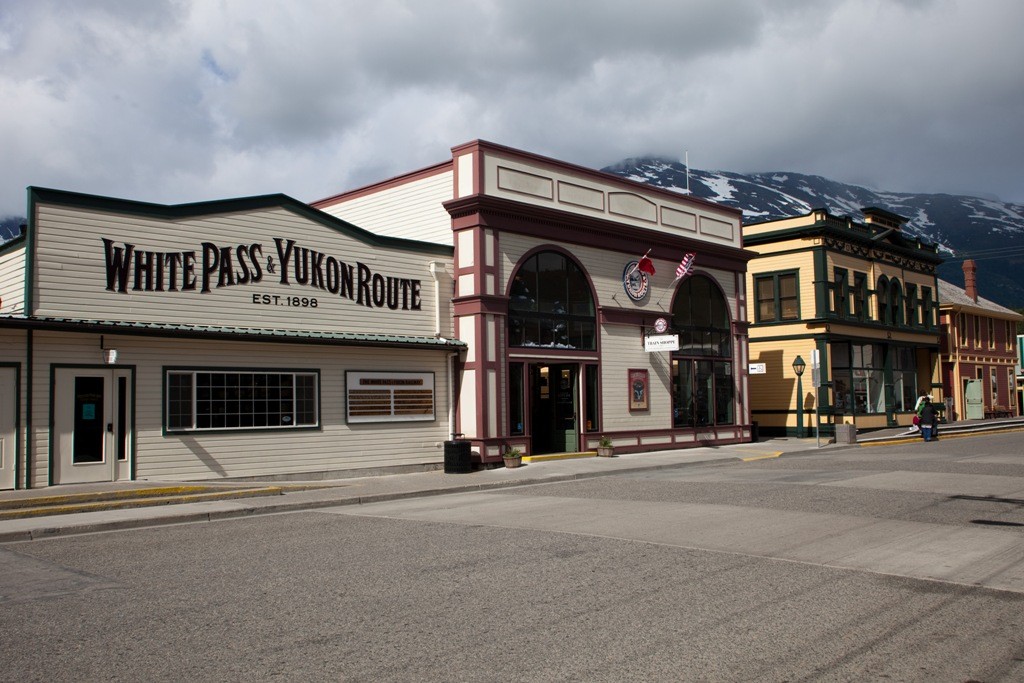 Das ist der Bahnhof der White Pass Railway