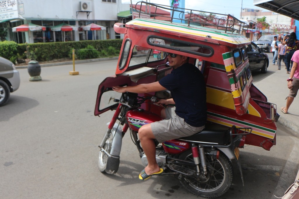 Die Tricycles warten auf Fahrgäste!