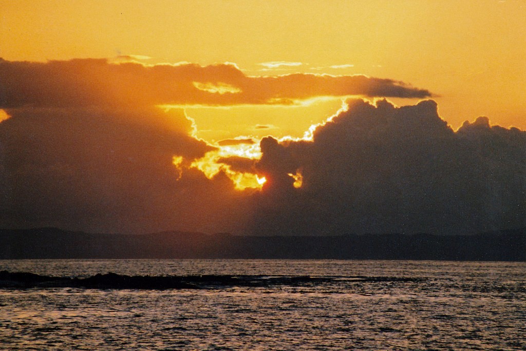 Sonnenuntergänge sind stets eine herrliche Naturerscheinung, auf dem Galapagos Archipel ebenso