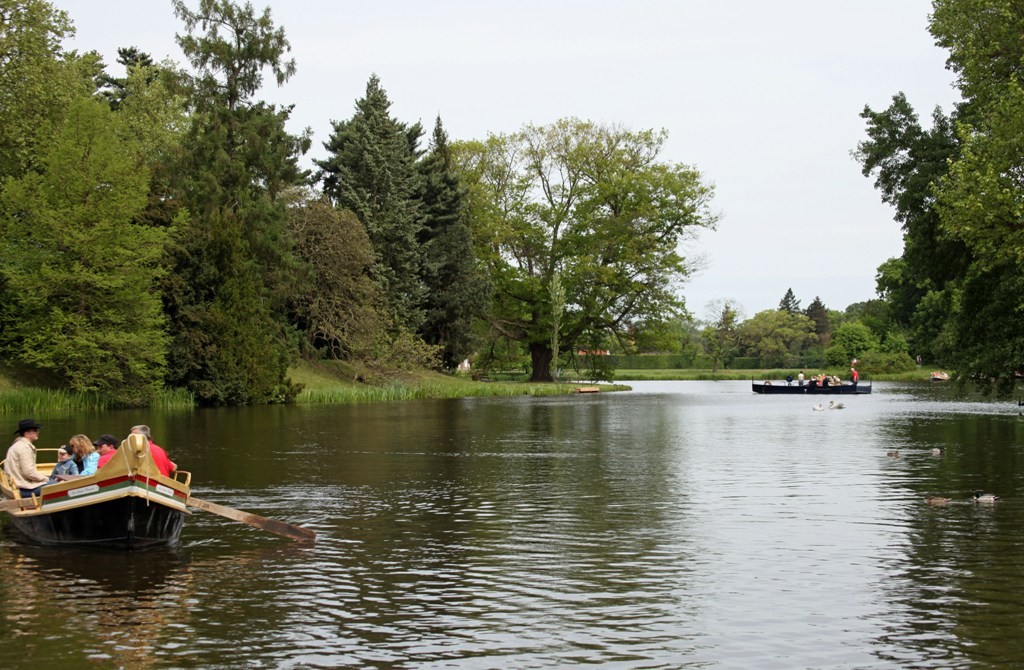 Das Fluidum der einzigartigen Wasserlandschaft im Park