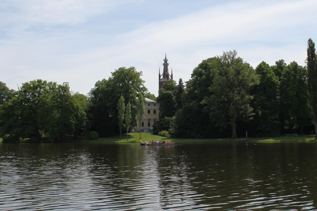 Worlitzer See mit Schloss und St. Petri Kiche