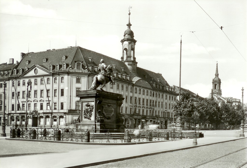 Dresden - Neustädter Rathaus, August der Starke (Goldener Reiter), Dreikönigskirche