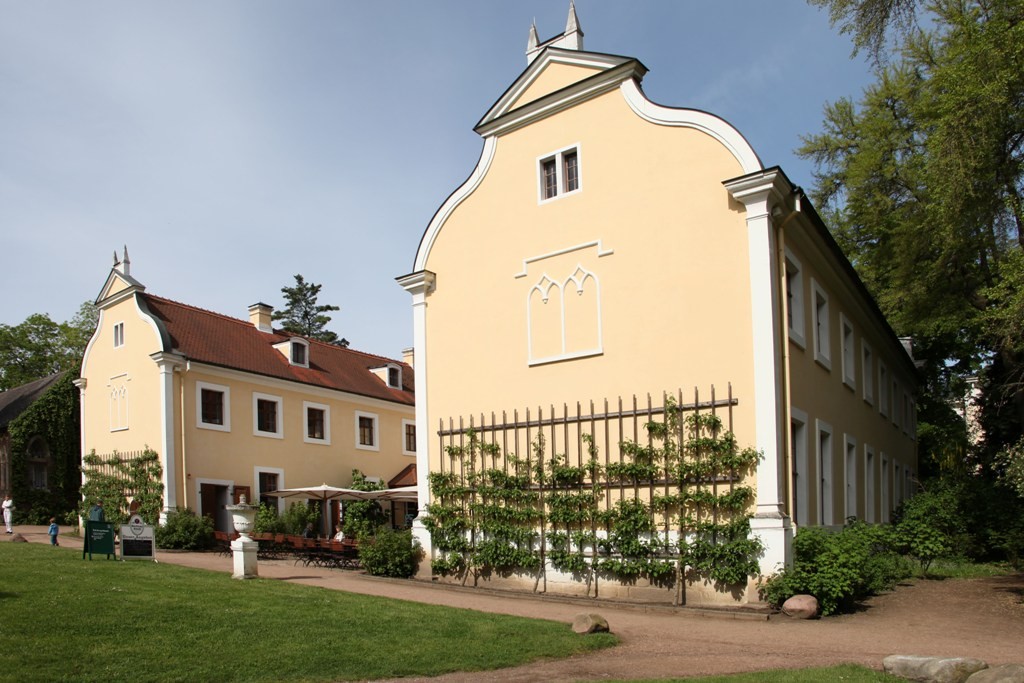 Das Küchengebäude in welchem jetzt u.a. ein Restaurant befindet
