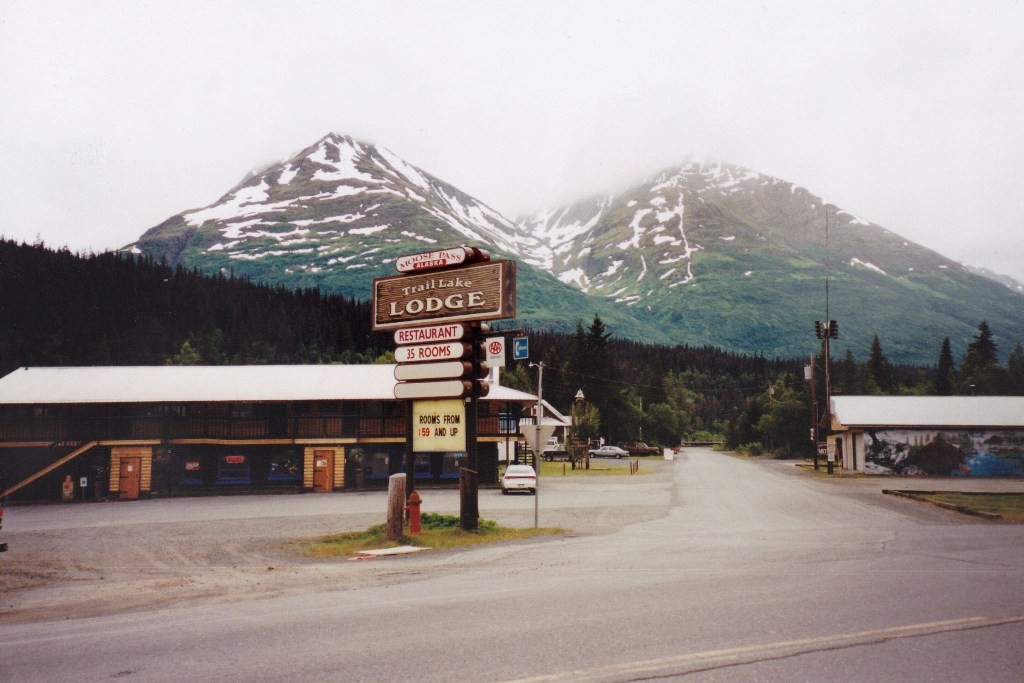 Die Moose Pass Lodge
