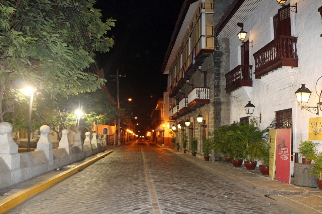 Nach Mitternacht im Stadtteil Intramuros