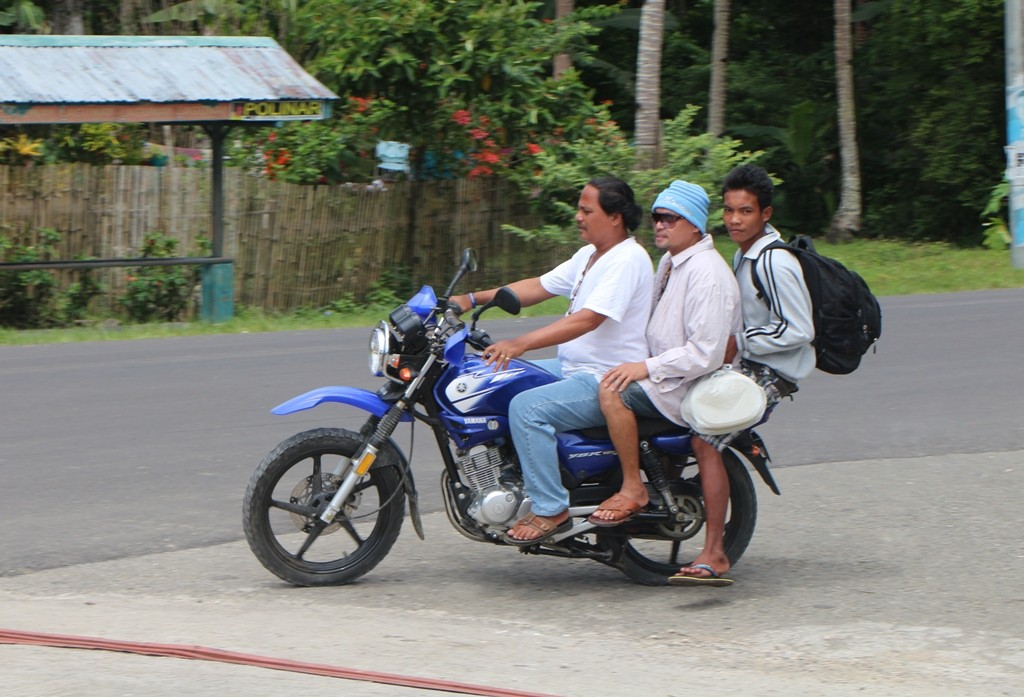 Unter diesem Ausnutzungsgrad fährt selten ein Moped oder Leichtmotorrad auf den Philippinen!