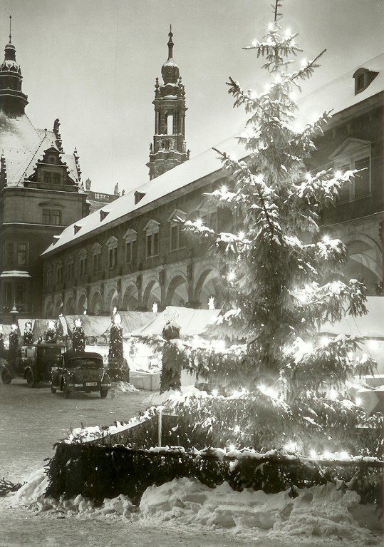 Dresden - Strietzelmarkt im Stallhof
