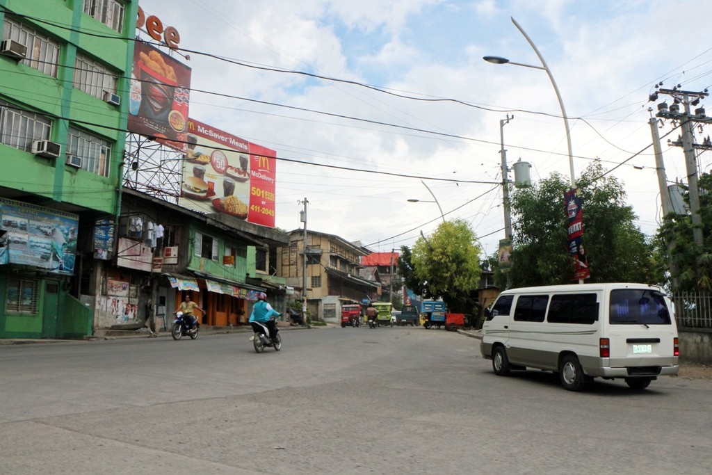 Impressionen vom Stadtverkehr in Tagbilaran...