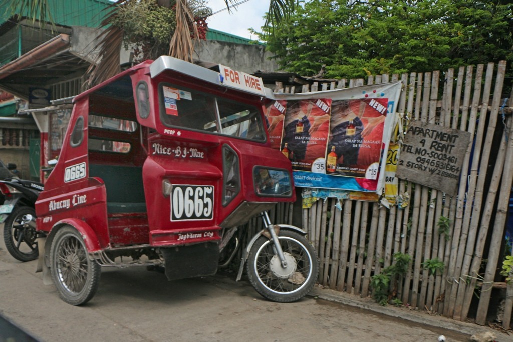 Wie überall auf den Philippinen, auch hier das Tricycle, nur konnten wir feststellen, dass jede Insel (Provinz) ihr eigenes, art typisches Design hervor gebracht hat!