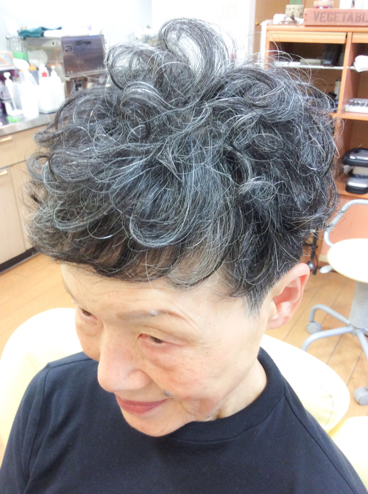 【相模原・橋本】グレイヘア世代こそ「洗って乾かすだけでフンワリ髪」が大切！