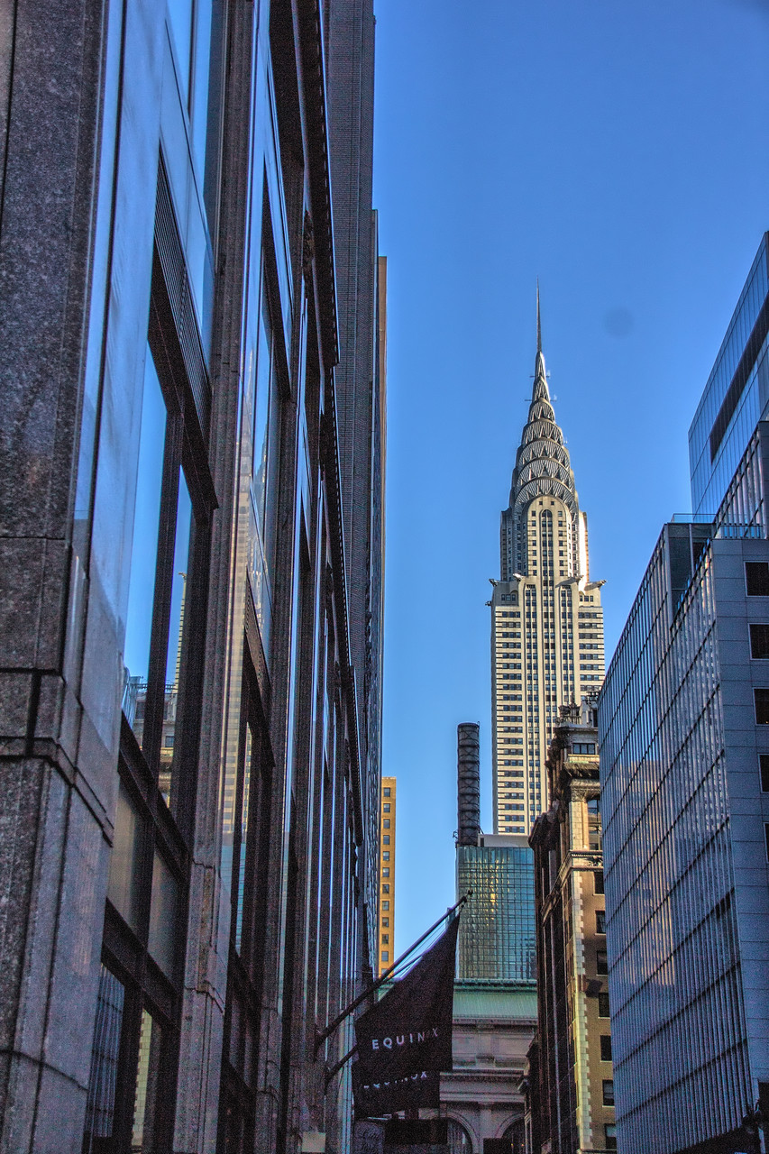 12_NYC 5th Avenue Empire State Building.