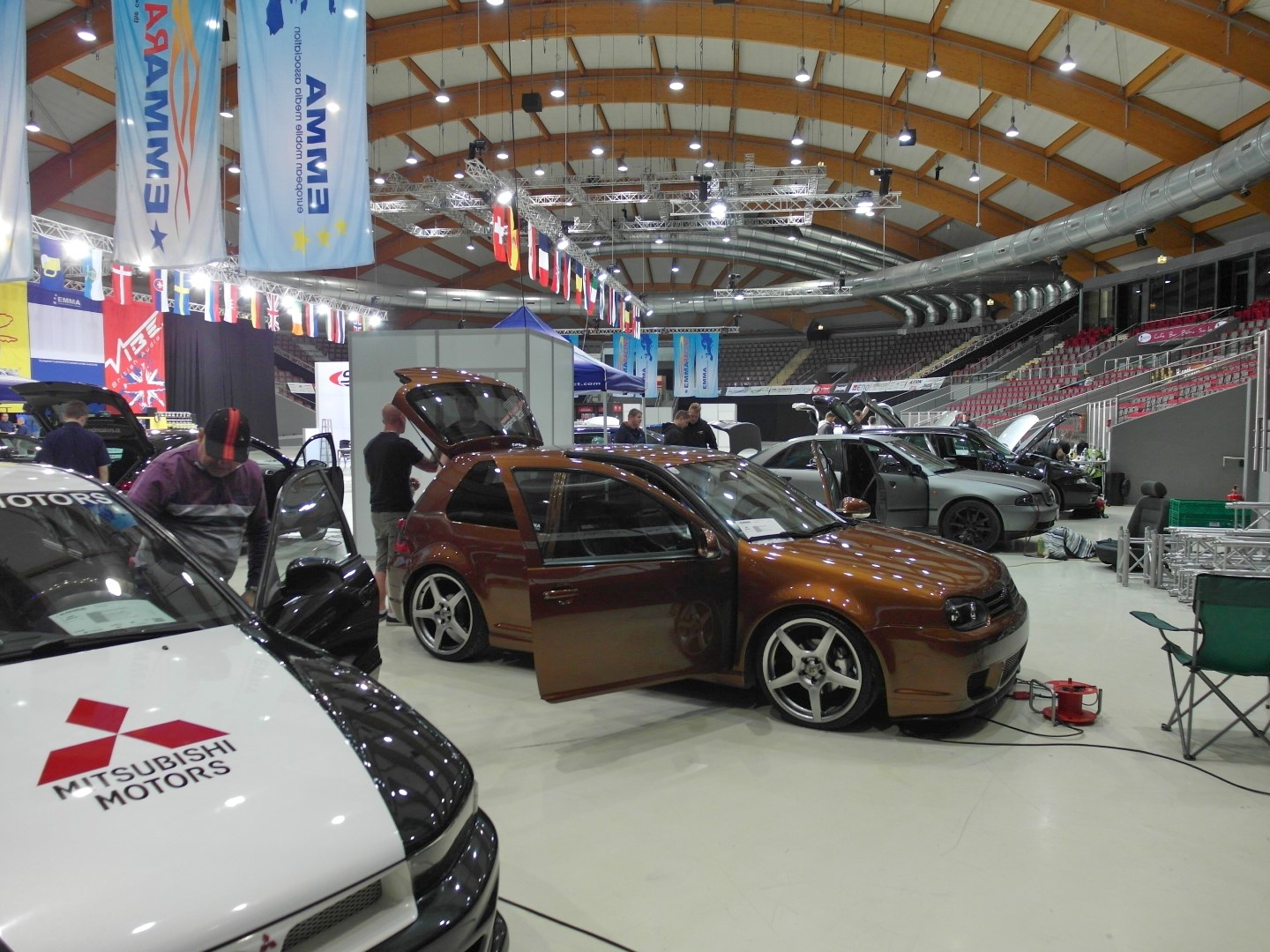 Warnen Kontinental Stadion emma car hifi Tugend Tücken Warenzeichen